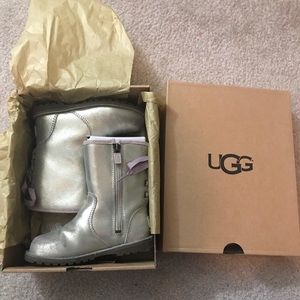 Ugg girl’s boots